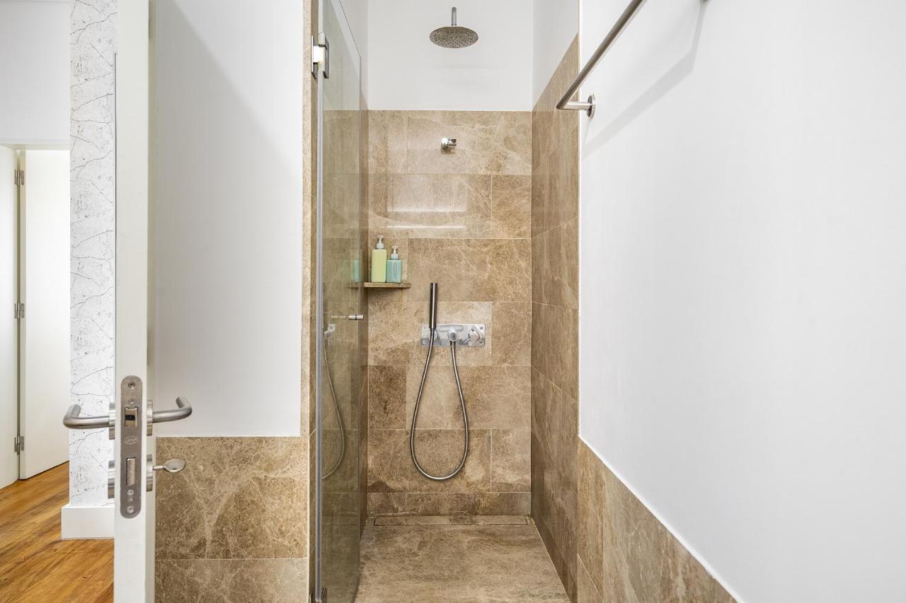Whome | Ribeira 11 Design Apartment ลิสบอน ภายนอก รูปภาพ